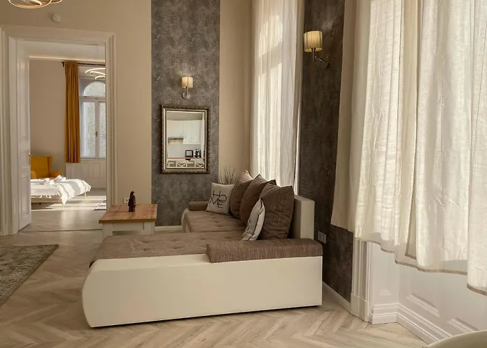 Lägenhet Luxury Across Iconic Building, Central, Ac, Metro 1, Sleeps 6 *